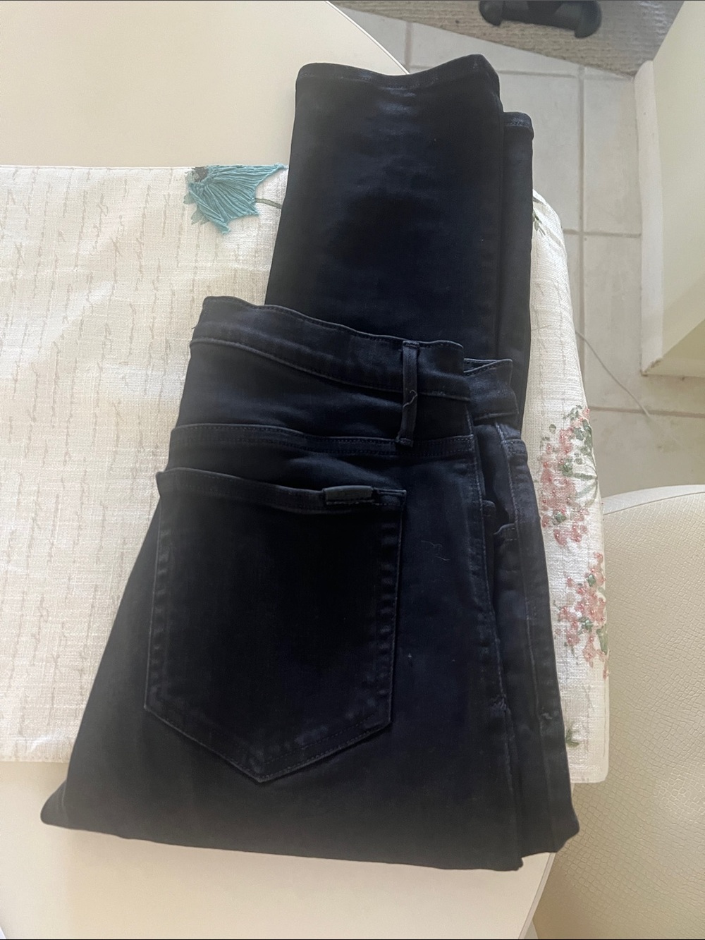 Joe's Jeans Men Slim The Asher Kinetic Jeans in Black